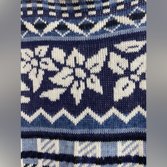 JJ Browne Christmas Women's Sweater, Size not sure, probably L - Picture 4 of 5